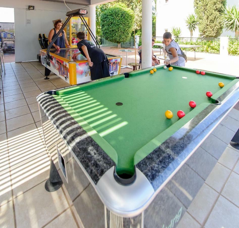 Paramount Hotel Apartments Protaras Exterior foto