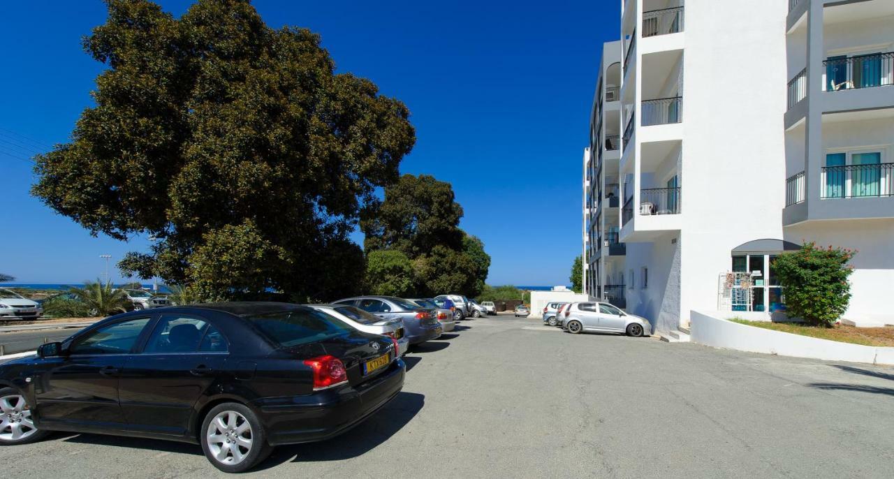 Paramount Hotel Apartments Protaras Exterior foto