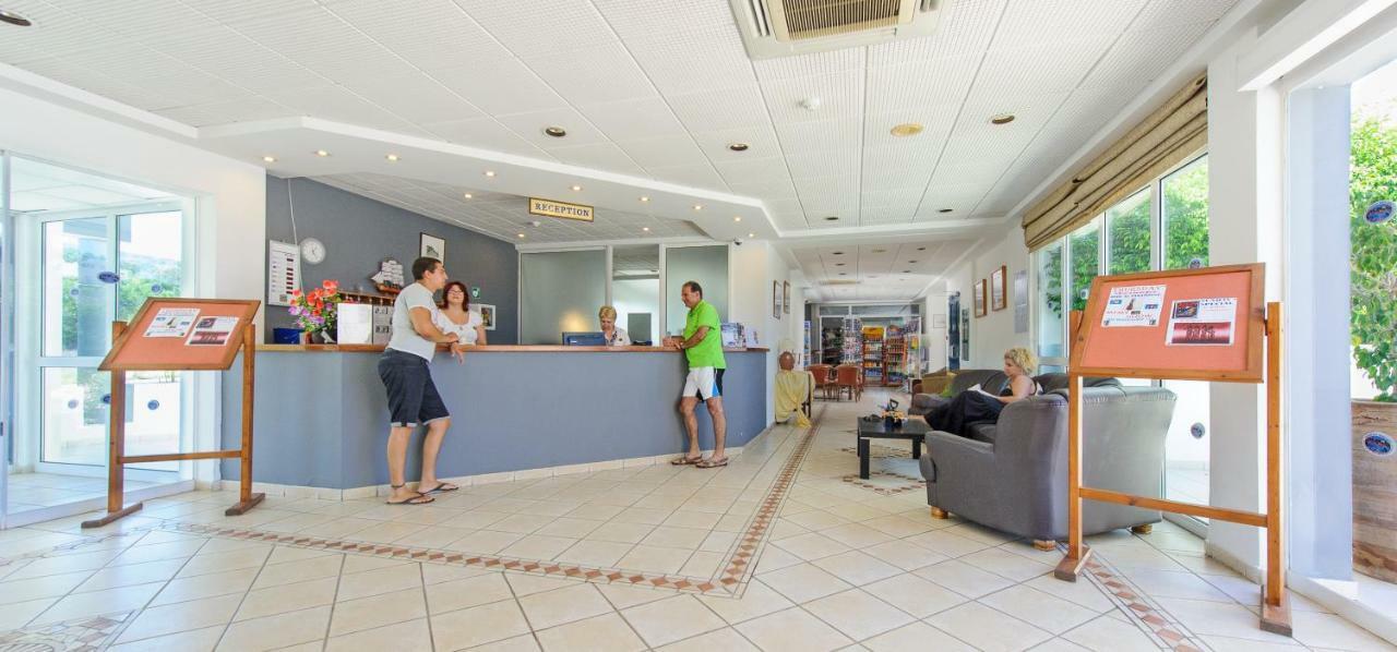 Paramount Hotel Apartments Protaras Exterior foto